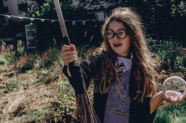 Quels sont les meilleurs produits Harry Potter pour donner vie au monde des sorciers ?