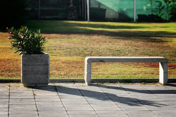 Matériaux innovants et écologiques dans le mobilier urbain