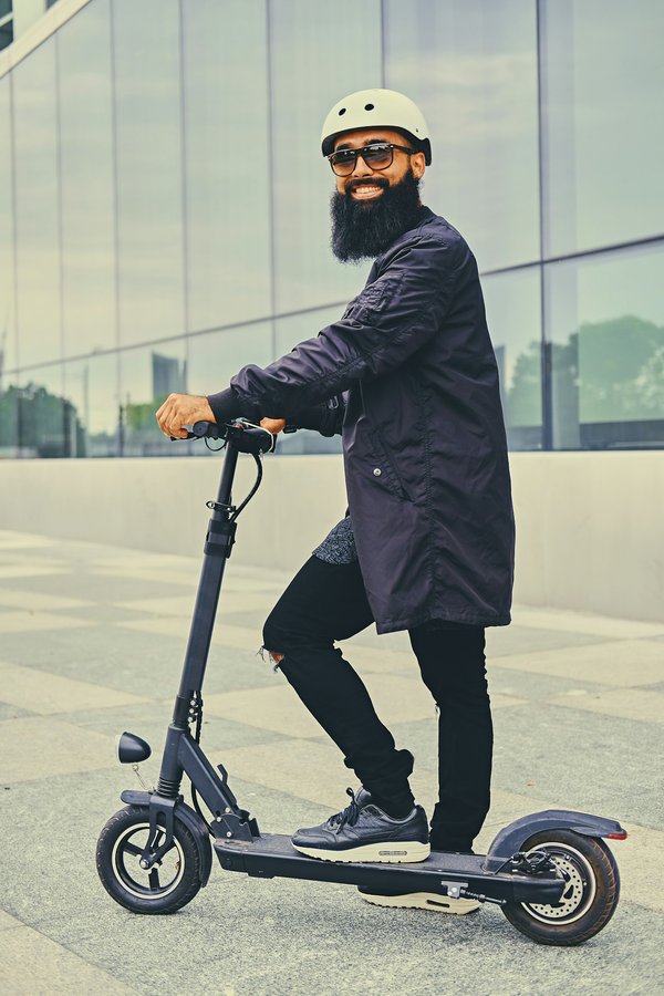 Le scooter électrique de 50 cc, une alternative écologique en plein essor